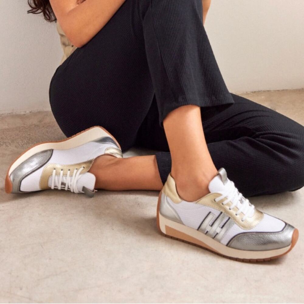 Hispanitas Holger Cream Silver Metallic Laced Sneaker 37
